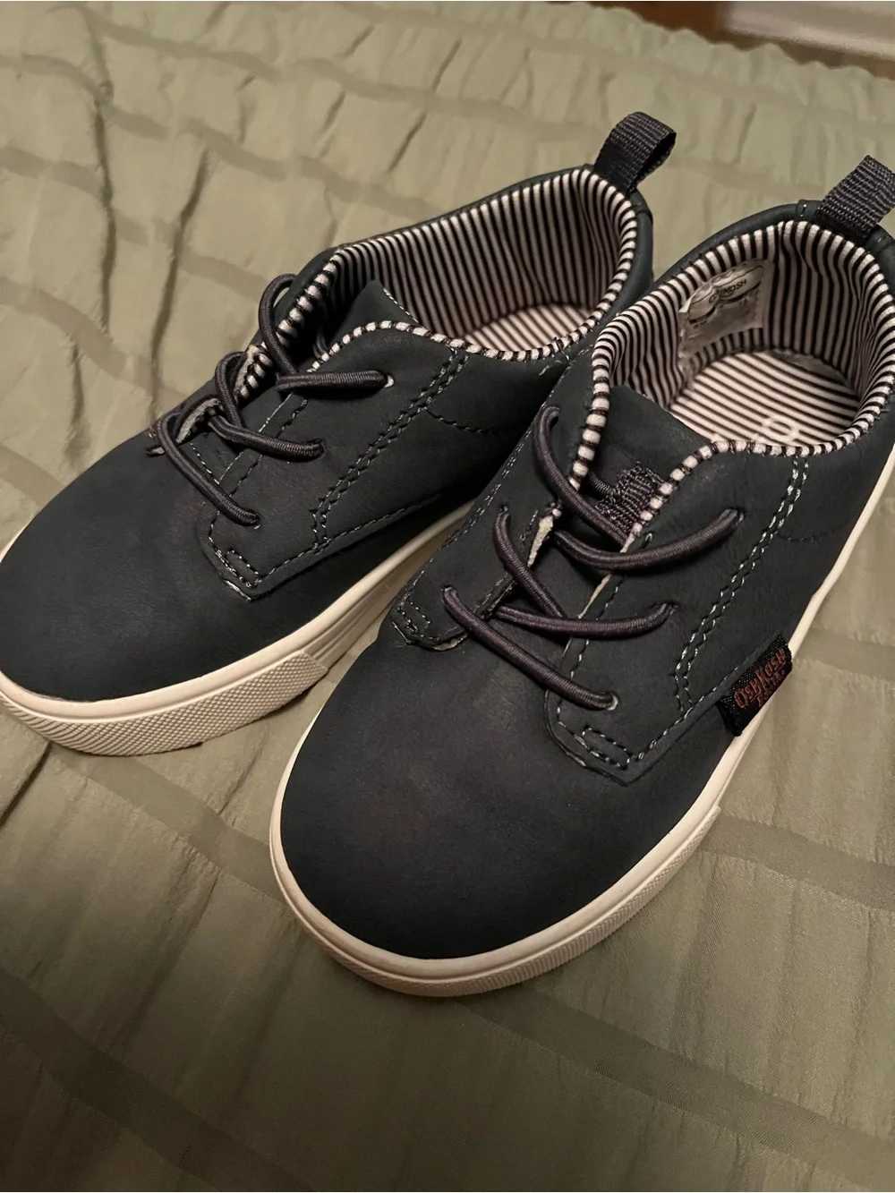 OshKosh B'gosh Navy Kids' Low-Top Sneakers